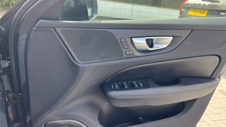 Volvo V60 2.0 T6 [350] PHEV Plus Dark 5dr AWD Auto Estate